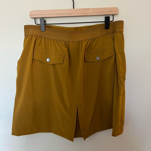 Athleta Vienna Cargo Skirt in size 16 - Picture 3 of 3